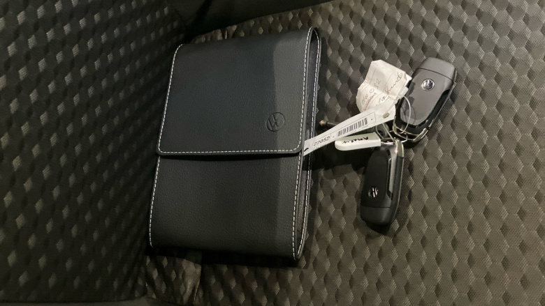 Volkswagen Amarok Diesel D/Cab Pick Up Life 2.0 TDI 205 4MOTION Auto